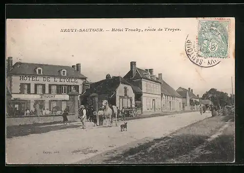 AK Neuvy-Sautour, Hôtel Truchy, route de Troyes