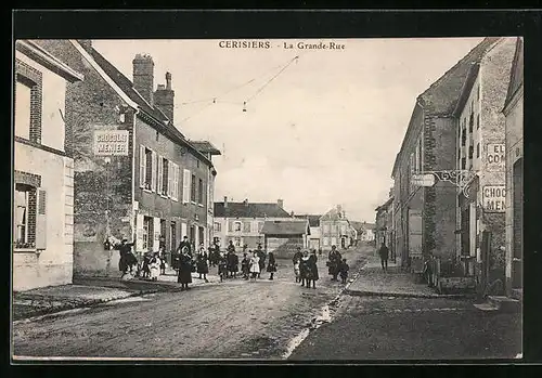 AK Cerisiers, La Grande-Rue