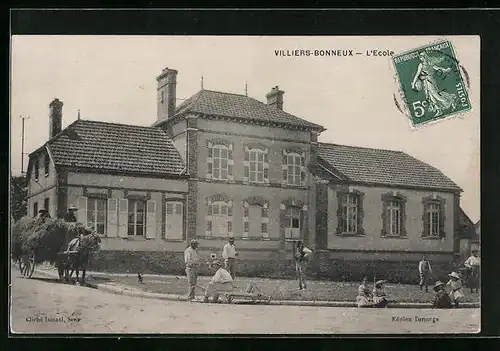 AK Villiers-Bonneux, L`Ecole