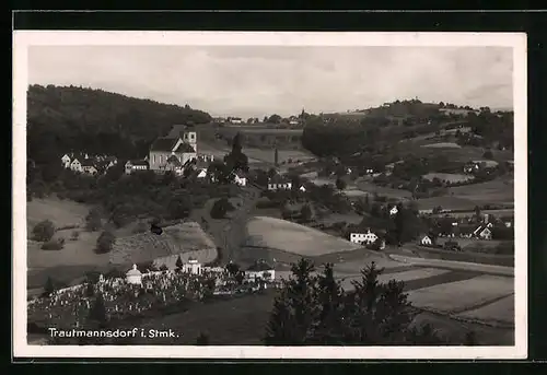 AK Trautmannsdorf, Ortsansicht mit Friedhof