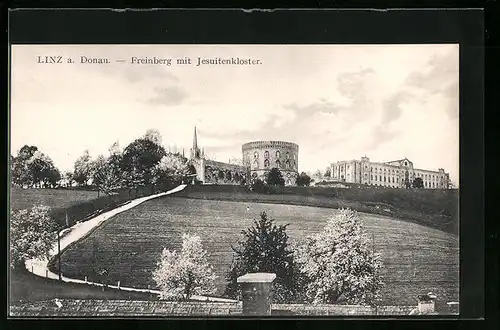 AK Linz a. d. Donau, Strasse am Feld auf dem Freinberg, Jesuitenkloster
