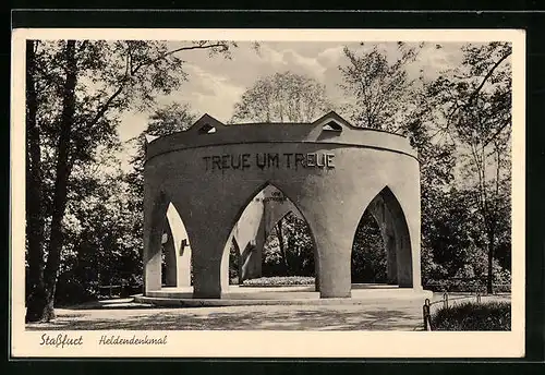 AK Stassfurt, Heldendenkmal