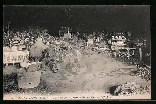 AK Saint-Moré, Interieur de la Grottle du Pere Leleu