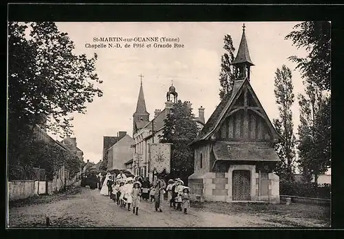 AK St-Martin-sur-Ouanne, Chapelle N.-D. de Pitje et Grande Rue