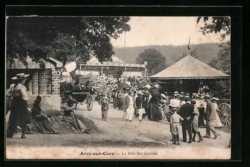 AK Arcy-sur-Cure, La Fete des Grottes