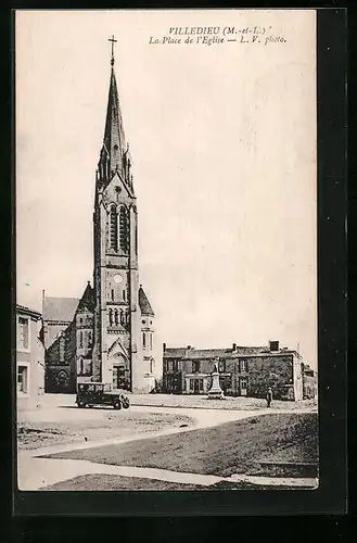 AK Villedieu, La Place de l`Eglise