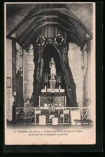 AK Villedieu, Pelerinage de St-Joseph-du-Chene, Interieur de la Chapelle primitive