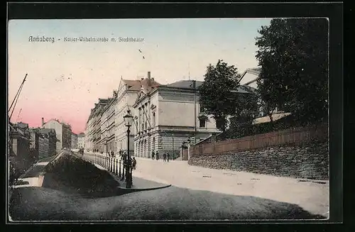 AK Annaberg, Kaiser-Wilhelmstrasse mit Stadttheater