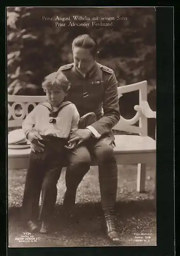 AK Prinz August Wilhelm von Preussen mit seinem Sohn Prinz Alexander Ferdinand