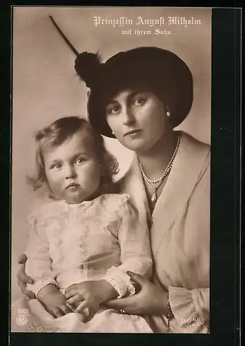 AK Prinzessin August Wilhelm mit ihrem Sohn