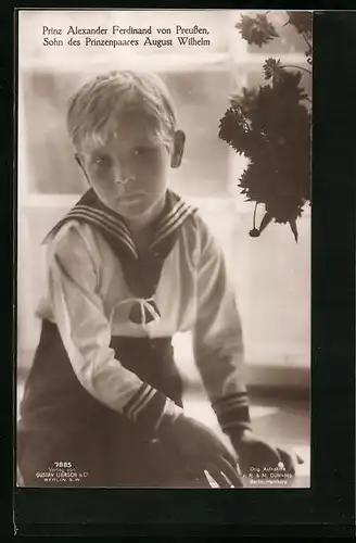 AK Prinz Alexander Ferdinand von Preussen, Sohn des Prinzenpaares August Wilhelm als Kind im Matrosen-Kostüm