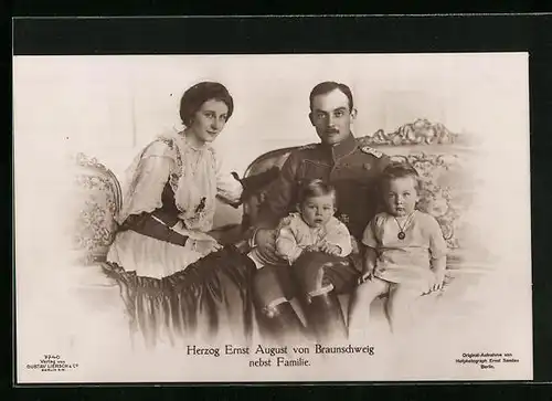 AK Herzog Ernst August von Braunschweig nebst Familie