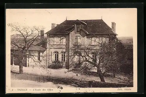 AK Tazilly, L`Ecole des Filles