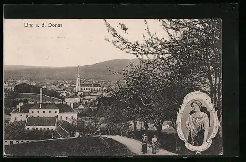 AK Linz a. D., Totalansicht, Linzerin in Tracht