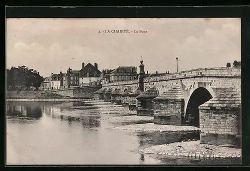 AK La Charité, le Pont