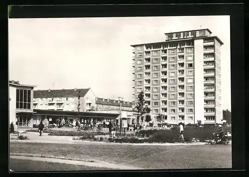 AK Brandenburg / Havel, Hochhaus Brielower Strasse