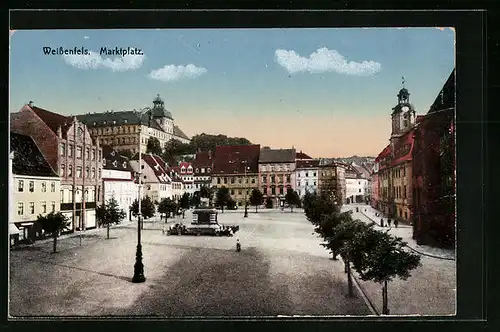 AK Weissenfels, Denkmal auf dem Marktplatz