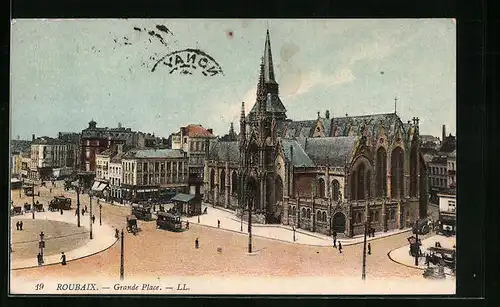 AK Roubaix, Grande Place, Strassenbahn vor der Kirche