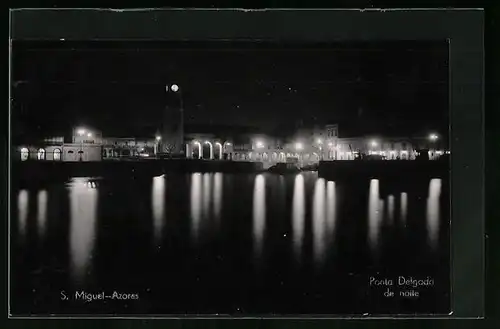 AK S. Miguel, Azores, Ponta Delgada de noite