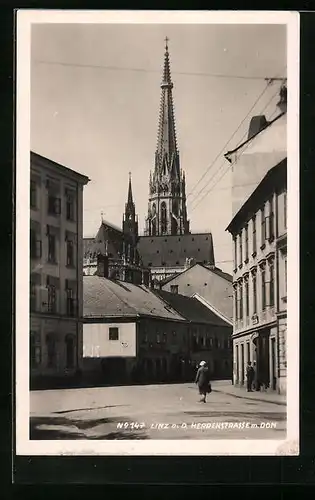 AK Linz a. D., der Dom von der Herrenstrasse aus gesehen