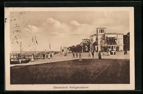 AK Heiligendamm, Pasanten auf der Promenade