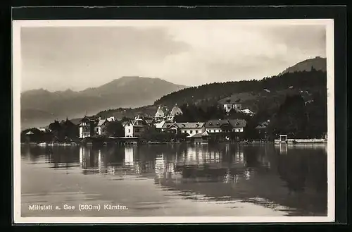 AK Millstatt am See, Blick vom Seeufer zum Ort