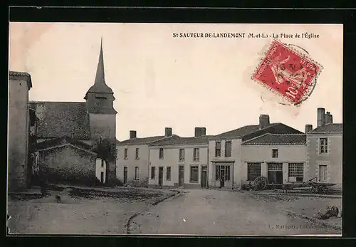 AK St. Sauveur-de-Landemont, La Place de l`Église