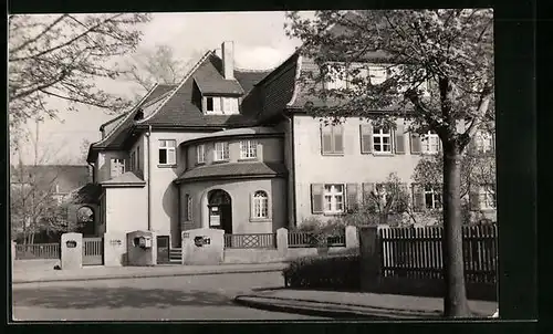 AK Eisleben, Strassenpartie mit Altersheim