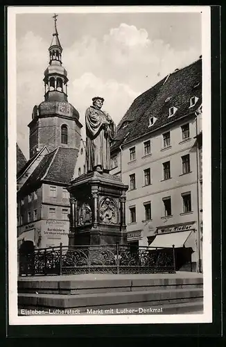 AK Eisleben, Das Lutherdenkmal auf dem Markt