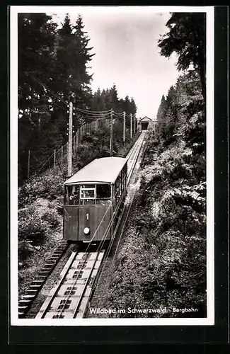 AK Wildbad i. Schwarzwald, Bergbahn bei der Fahrt