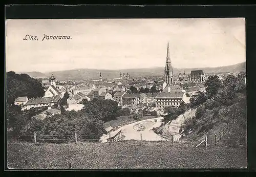 AK Linz, Panorama mit Kirche