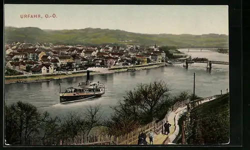 AK Urfahr, Ortsansicht mit Brücke und Dampfer
