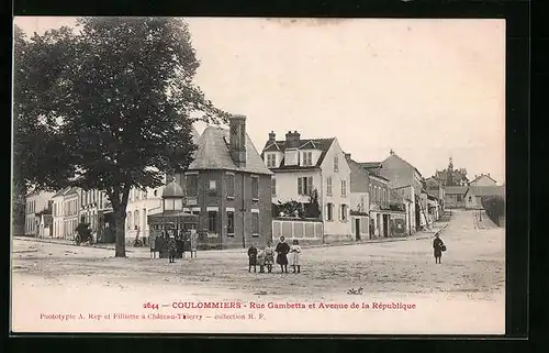 AK Coulommiers, Rue Gambetta et Avenue de la Republique
