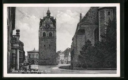 AK Zerbst i. Anh., Strassenpartie am Bartholomäi-Turm