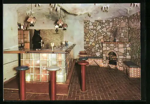 AK Jeggeleben /Kr. Kalbe /Milde, Ausflugsgaststätte Feine Sache - Gekachelte Bar mit Bär