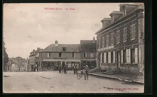 AK Tourny, La Place