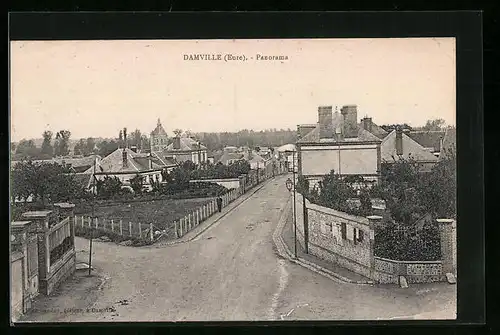 AK Damville, Panorama