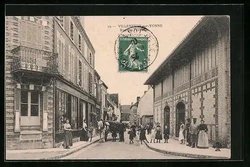 AK Villeneuve-sur-Yonne, Rue des Pavillons