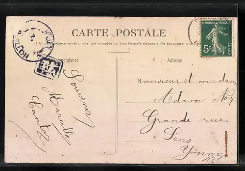 AK Cuy, Entrée du Village