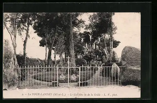 AK La Tour-Landry, Le Calvaire vu de la Grille