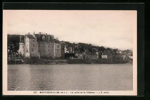 AK Montsoreau, La Loire et le Chateau