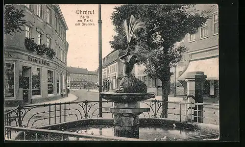 AK Ohrdruf, Partie am Markt mit Brunnen