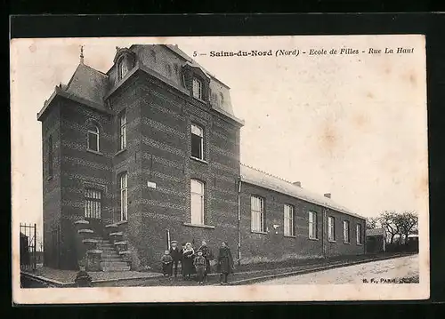 AK Saine-du-Nord, Ecole de Filles, Rue la Haut