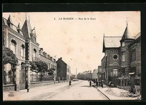 AK La Bassée, Rue de la Gare