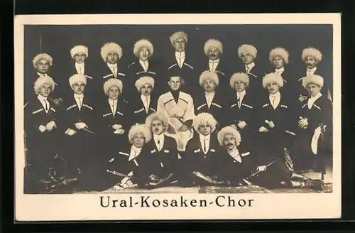 AK Ural-Kosaken-Chor mit Fellhüten
