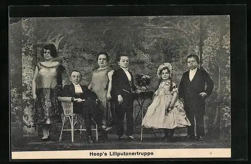 AK Heep`s Liliputanertruppe in eleganter Kleidung