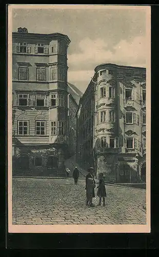 AK Linz a. d. Donau, Blick in die Hofgasse der Altstadt