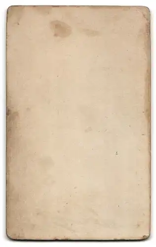 Fotografie Atelier Hammesfahr, Ohligs, Portrait Dame mit Dutt im Sonntagskleid