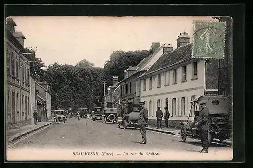 AK Beaumesnil, La rue du Château