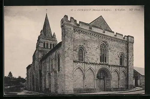 AK Cunault, L`Eglise